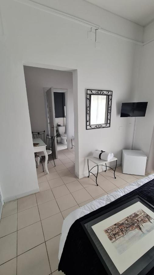 Essenza Del Tempo Inn Katanya Dış mekan fotoğraf